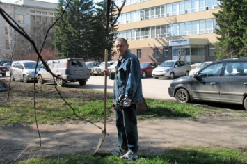 Дмитрий Александрович Касперович: мышка, лопата - какая разница?